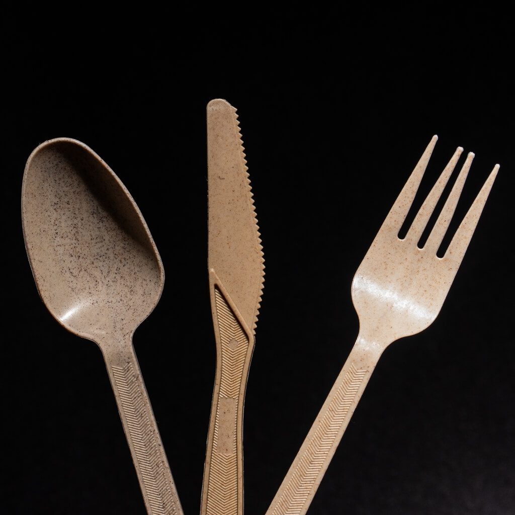 Eco-friendly biodegradable compostable disposable cutlery